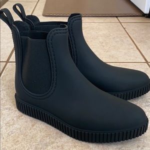 Roolee waterproof boot
